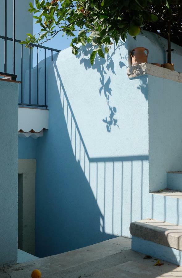 Proa D'Alfama Guest House Lisbon Exterior photo